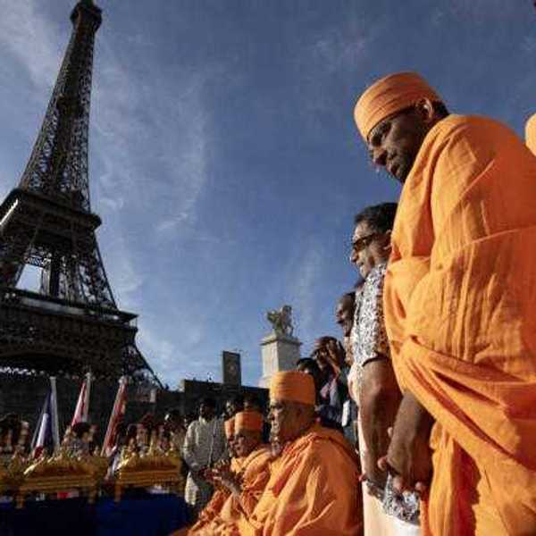 Eiffel Tower shuts down as staff strike over female employees being sidelined for Hindu delegation
