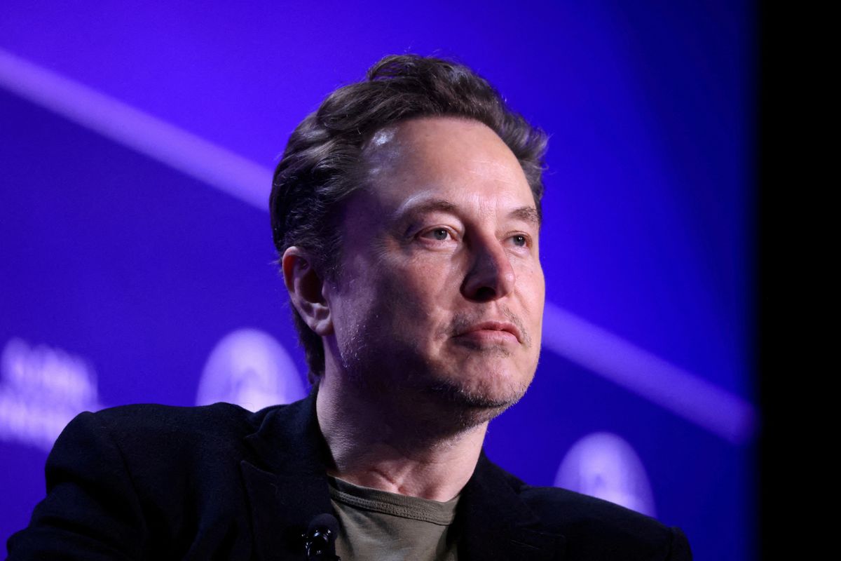 Washington Post reports Elon Musk worked illegally in US in 1990s
