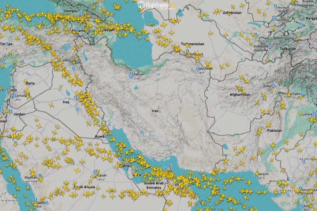 EU advises airlines to avoid Iranian airspace