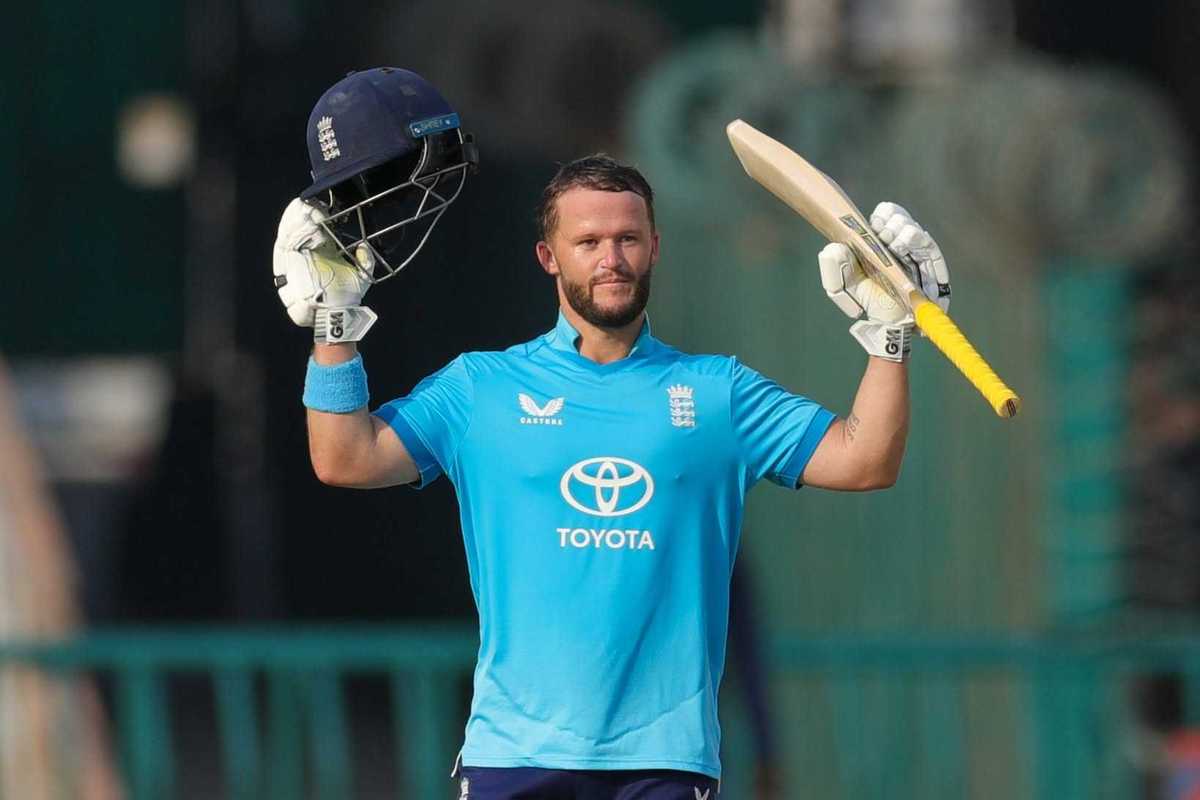 Duckett’s century powers England to 386 against Sri Lanka