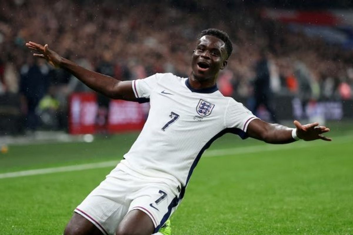 Saka and Eze sink Serbia to make it seven out of seven for England