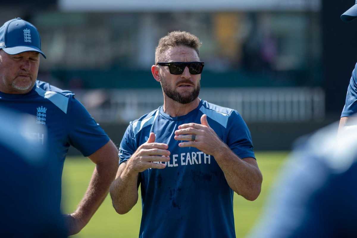 McCullum stresses need for England to adapt to Pakistan conditions