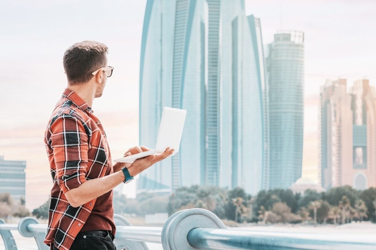 Abu Dhabi sees strong growth in business licenses, economic activity