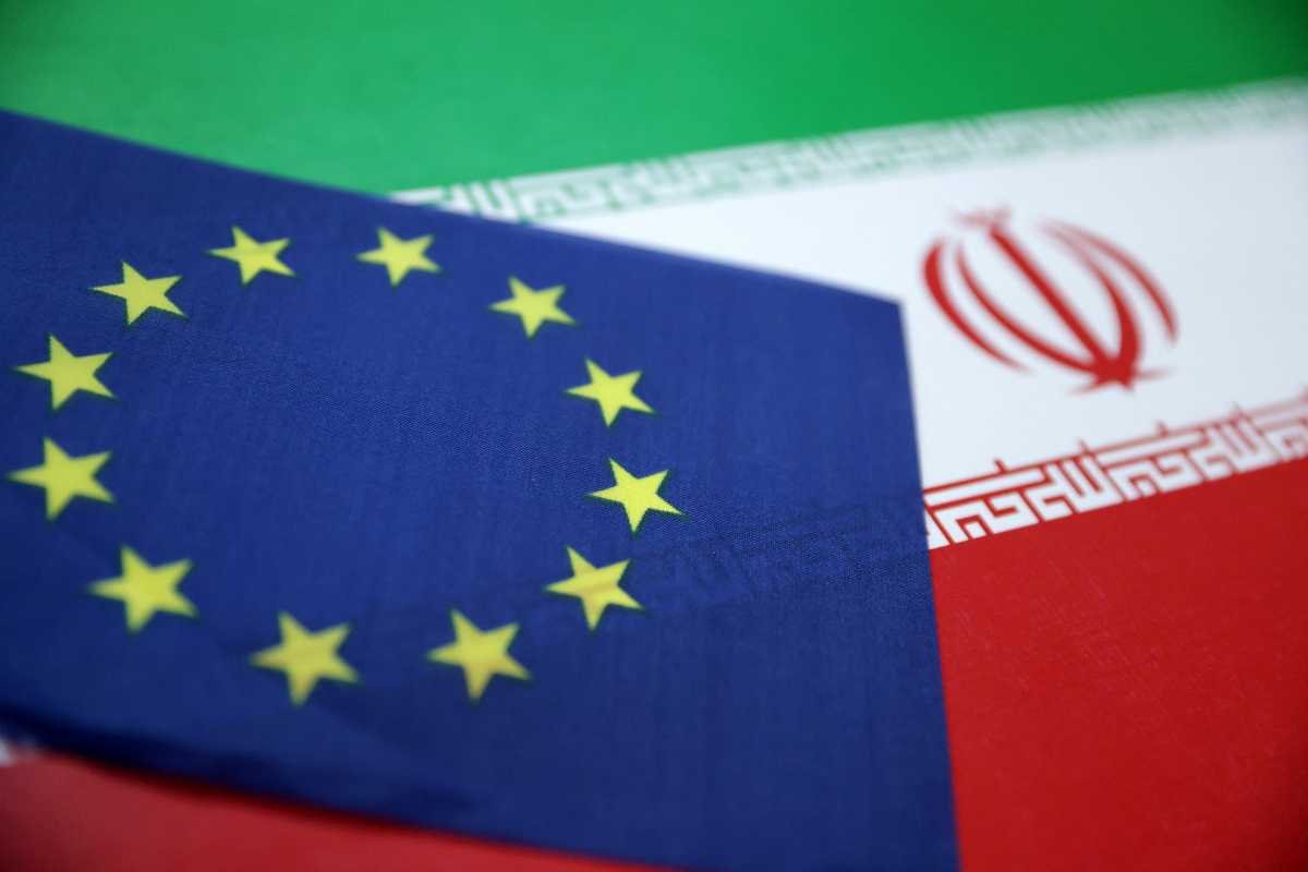 Top Iran, EU diplomats to hold nuclear talks