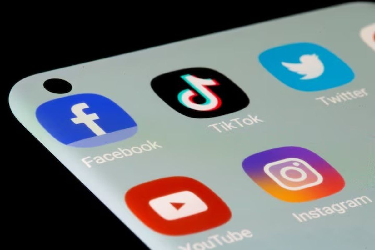 Mauritius reverses ban on social media