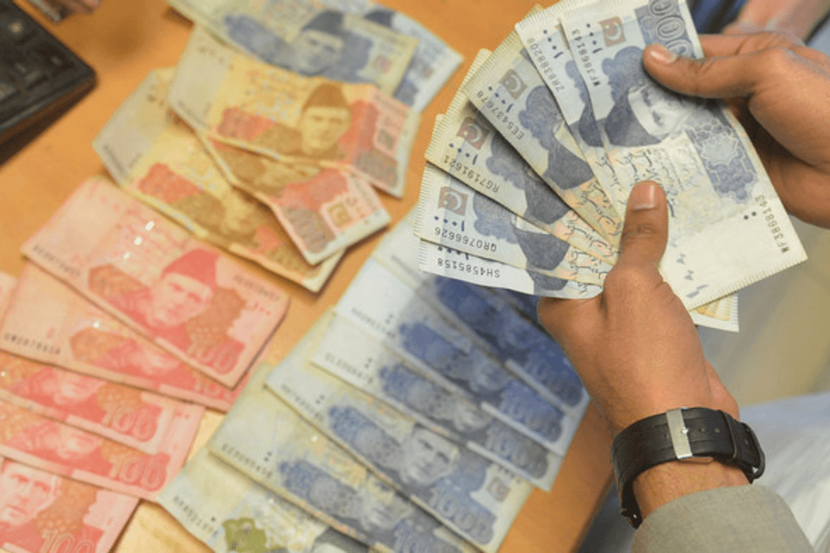 Pakistan records fall in active tax filers in latest FBR assessment