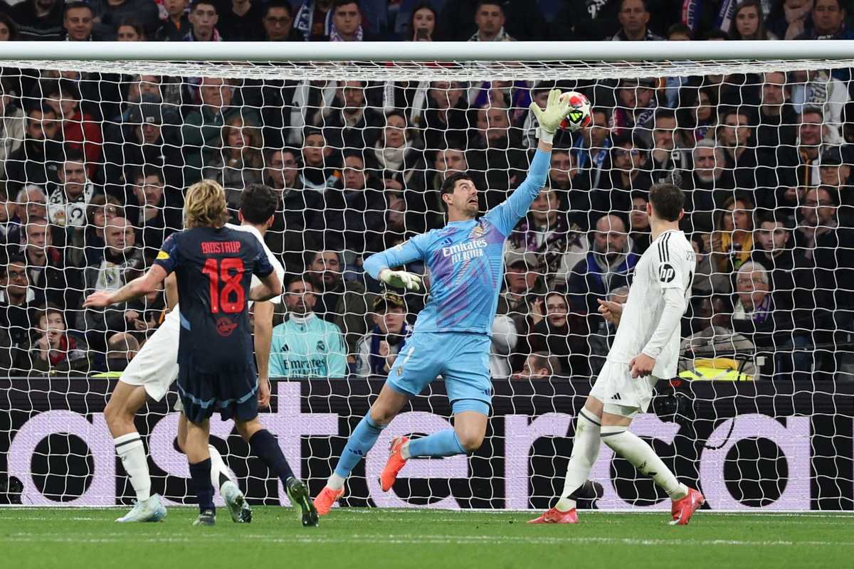 Champions League first phase set for frantic finale