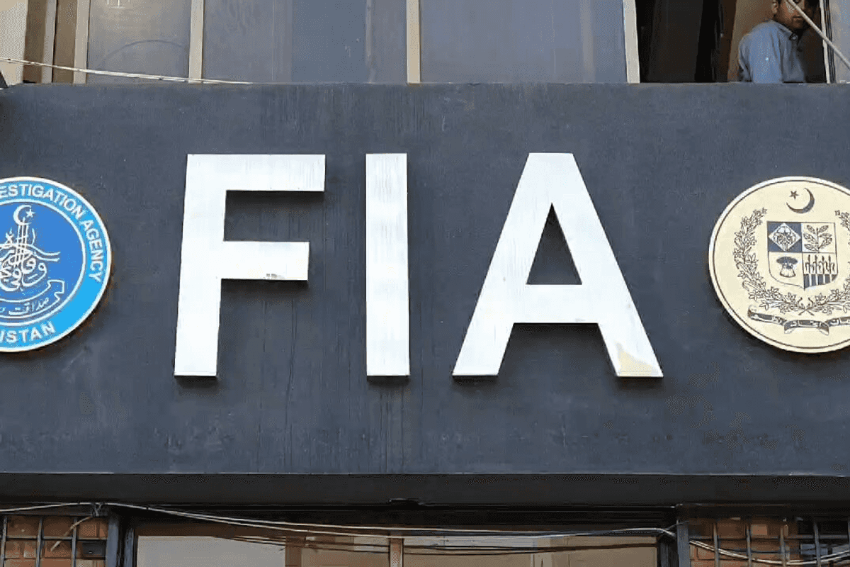 Pakistan fires 51 FIA officers for collusion with human smugglers in three years