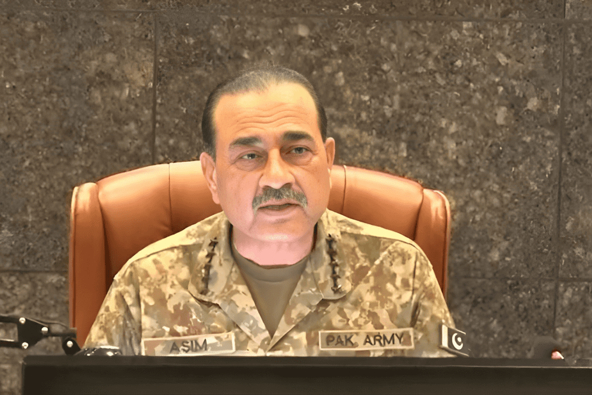 Pakistan's army chief warns of firm response to any territorial violation