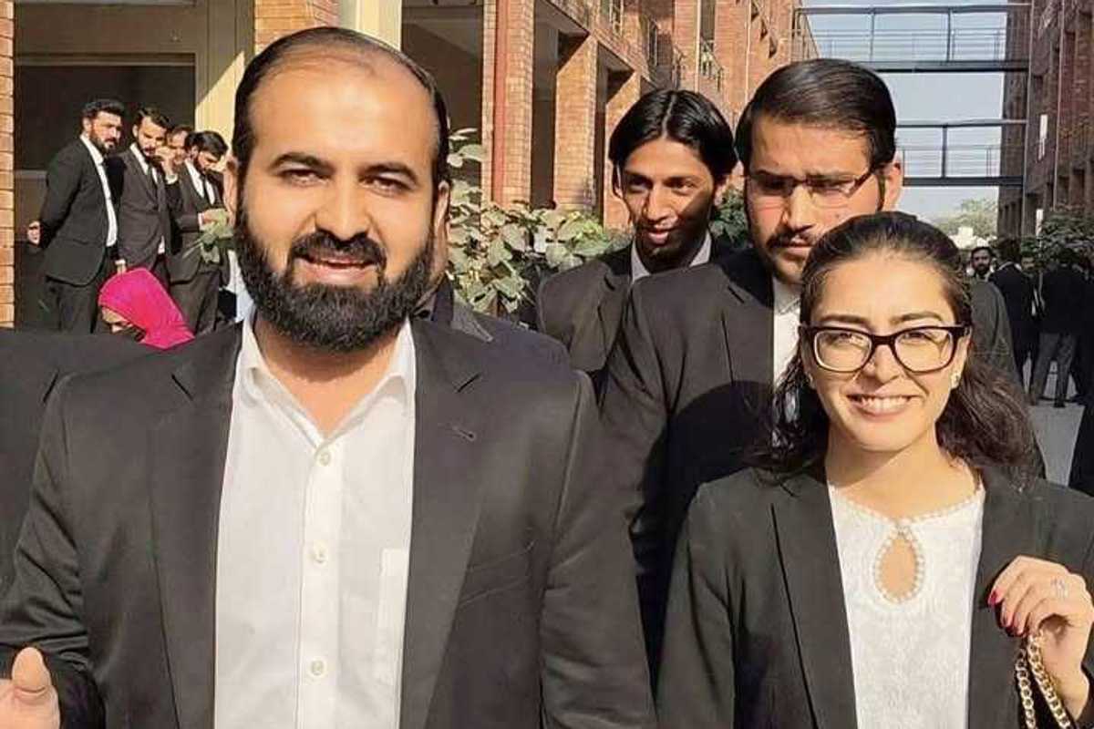 Detained Pakistani rights lawyers allege torture in custody, boycott court hearing