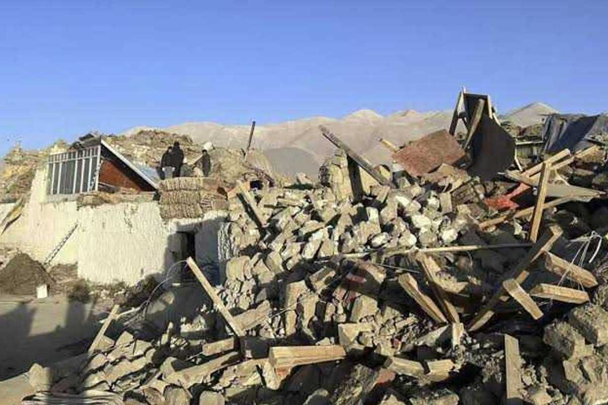 Shallow 7.0-magnitude earthquake strikes Tibet, killing at least 16 and flattening hundreds of homes