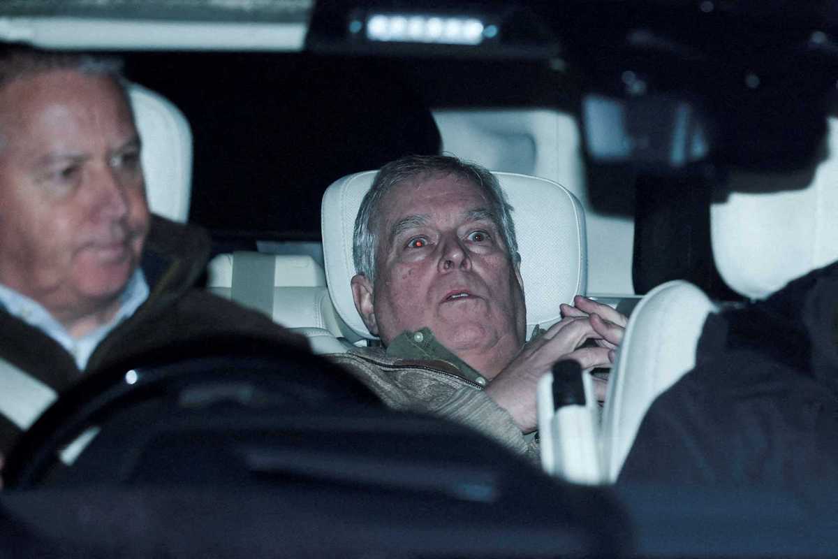 UK govt urged to release documents linked to ex-prince Andrew