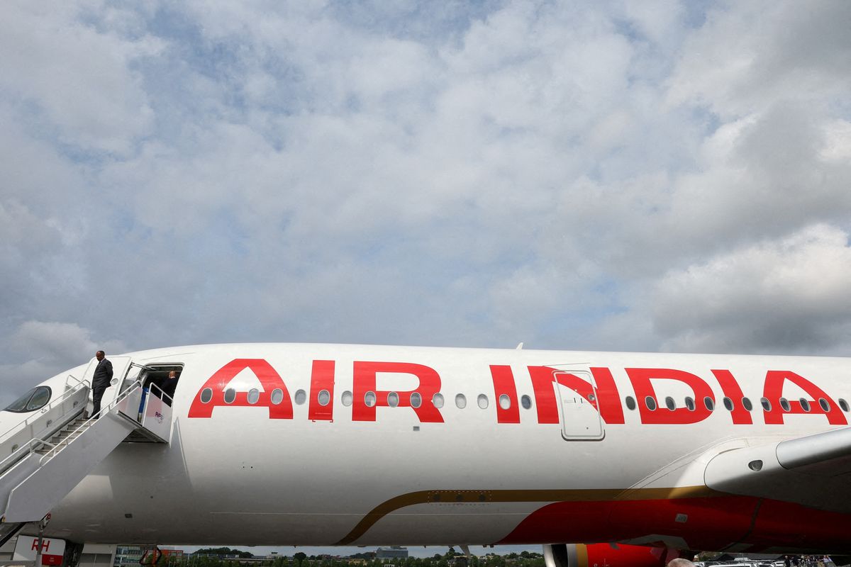 Singapore fighter jets escort Air India flight after bomb threat