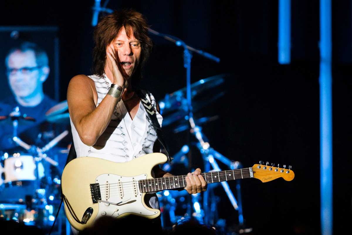 Jeff Beck's guitars and amps to go on sale in London