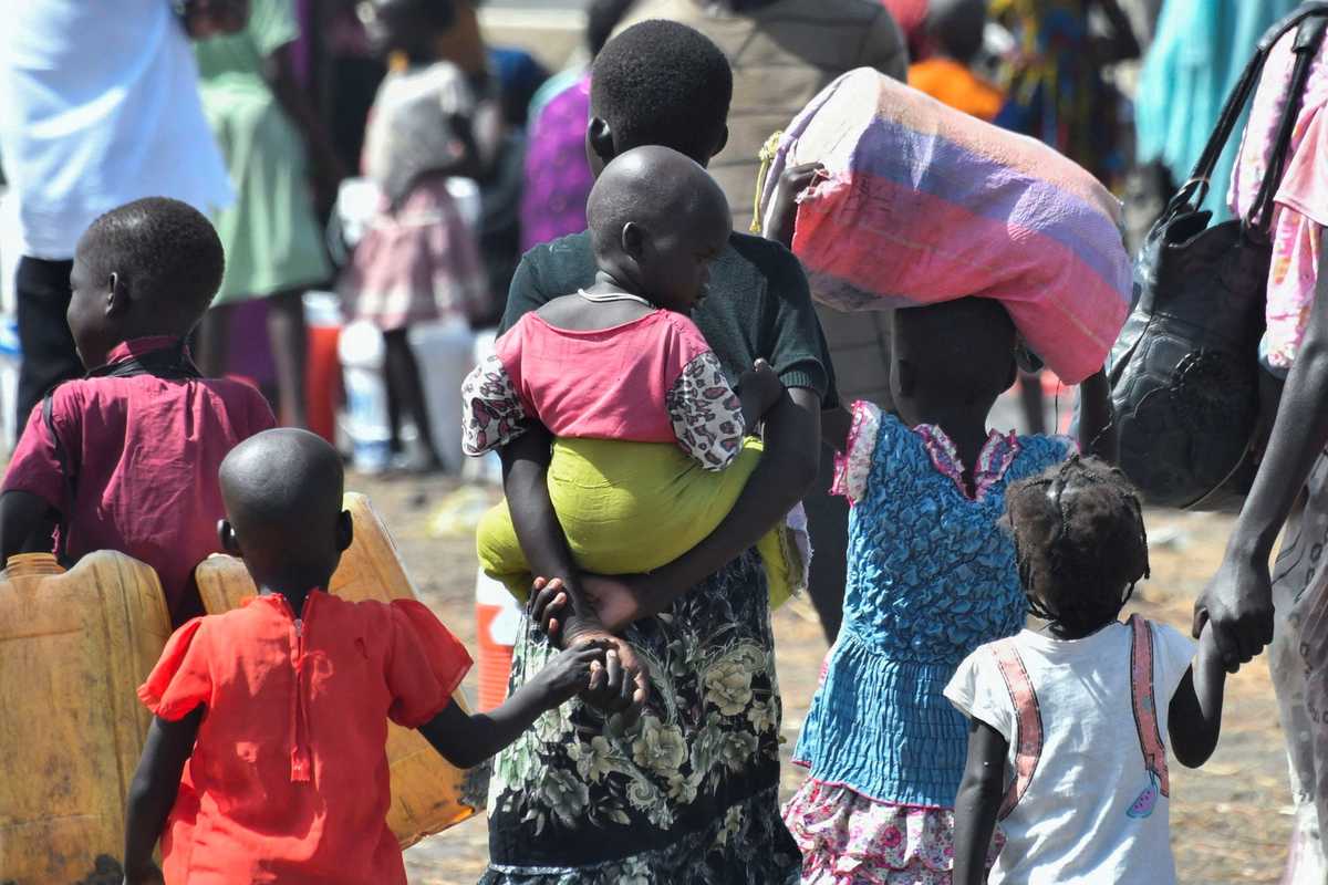 Over 1,000 killed in landslide in western Sudan village