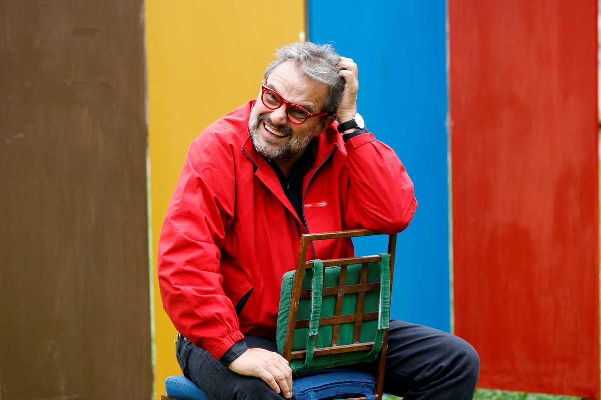 Oliviero Toscani, photographer behind Benetton's shock ads, dies at 82