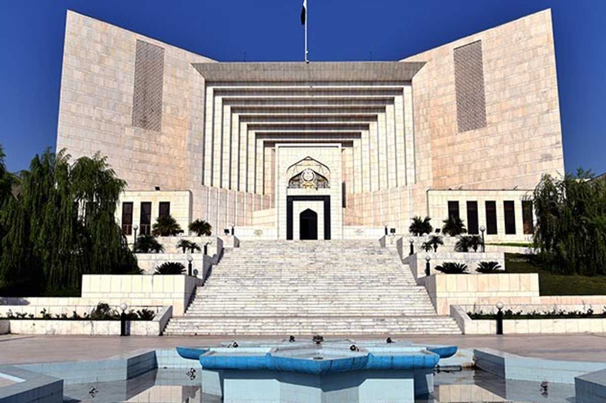 Pakistan's top court drops dissenting judges from review of ruling favoring Khan’s party