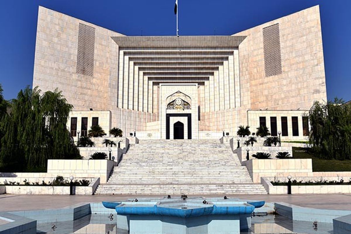 Pakistan's top court drops dissenting judges from review of ruling favoring Khan’s party