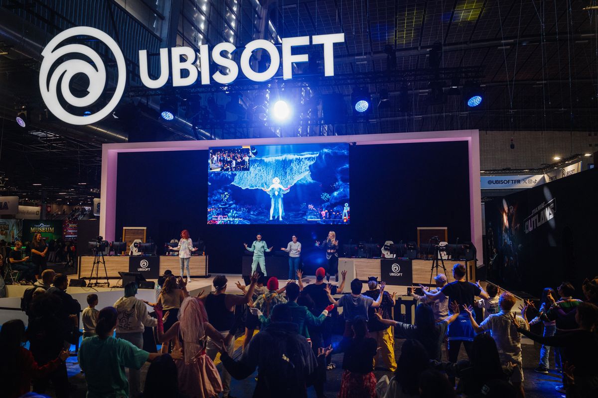 Ubisoft bruised but not broken by 'Assassin's Creed' delay