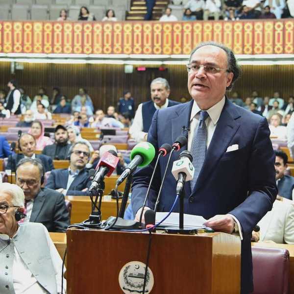 Pakistan proposes PKR 18.77 trillion budget with debt servicing as largest expense
