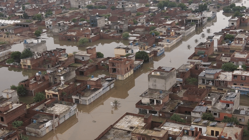 Punjab flooding diffuses surge; Southern Pakistan avoids forecasted super flood