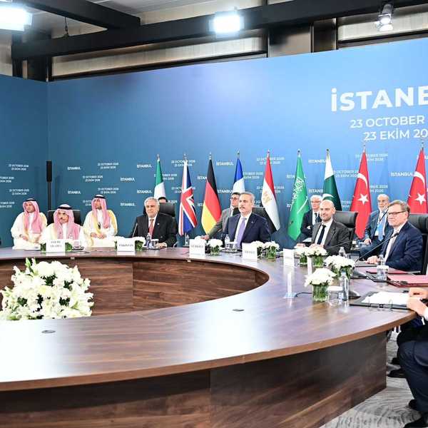 Pakistan joins regional and European push to defuse Middle East tensions