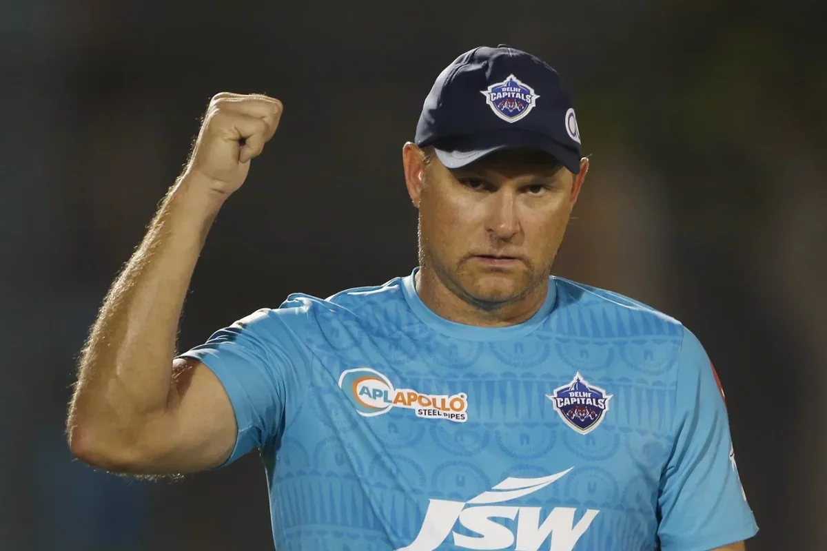 Former Test pacer Harris fires Broad-side at England's Ashes hopes