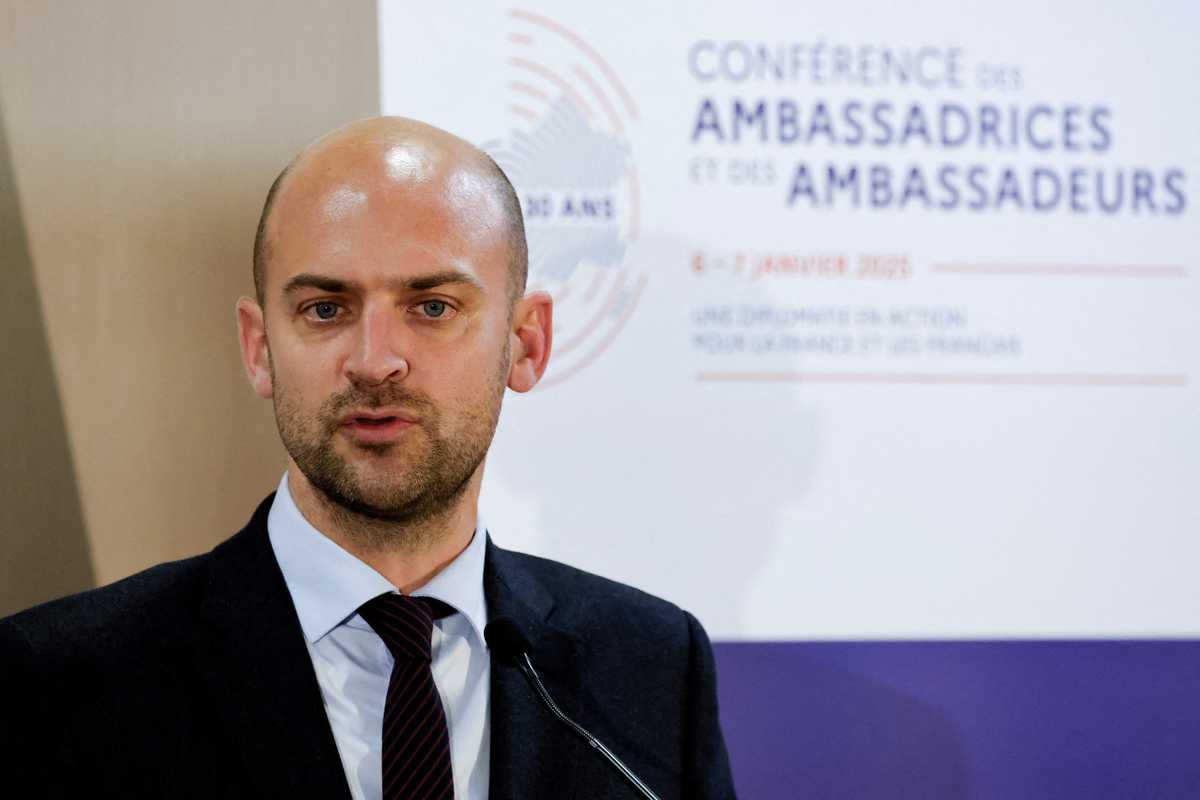 France, Germany warn Trump against threatening EU 'sovereign borders' after Greenland comments