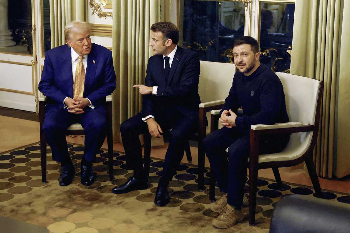 Macron, Trump, Zelensky discuss 'crazy' world in Paris