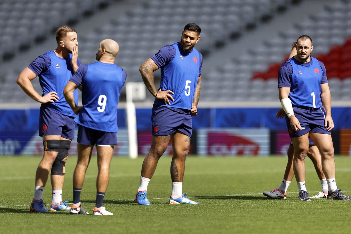 French rugby chiefs ban alcohol, propose drug tests to improve discipline