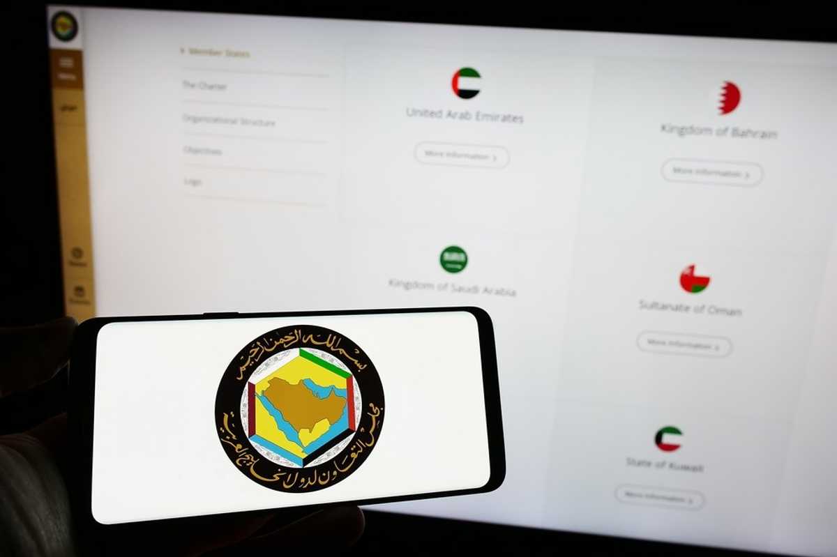 Gulf central banks join Fed in slashing rates