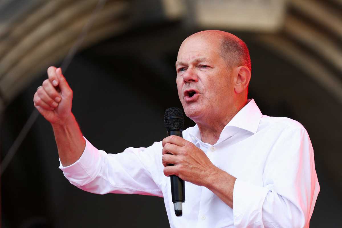 Germany's Scholz worried by far-right surge in regional elections