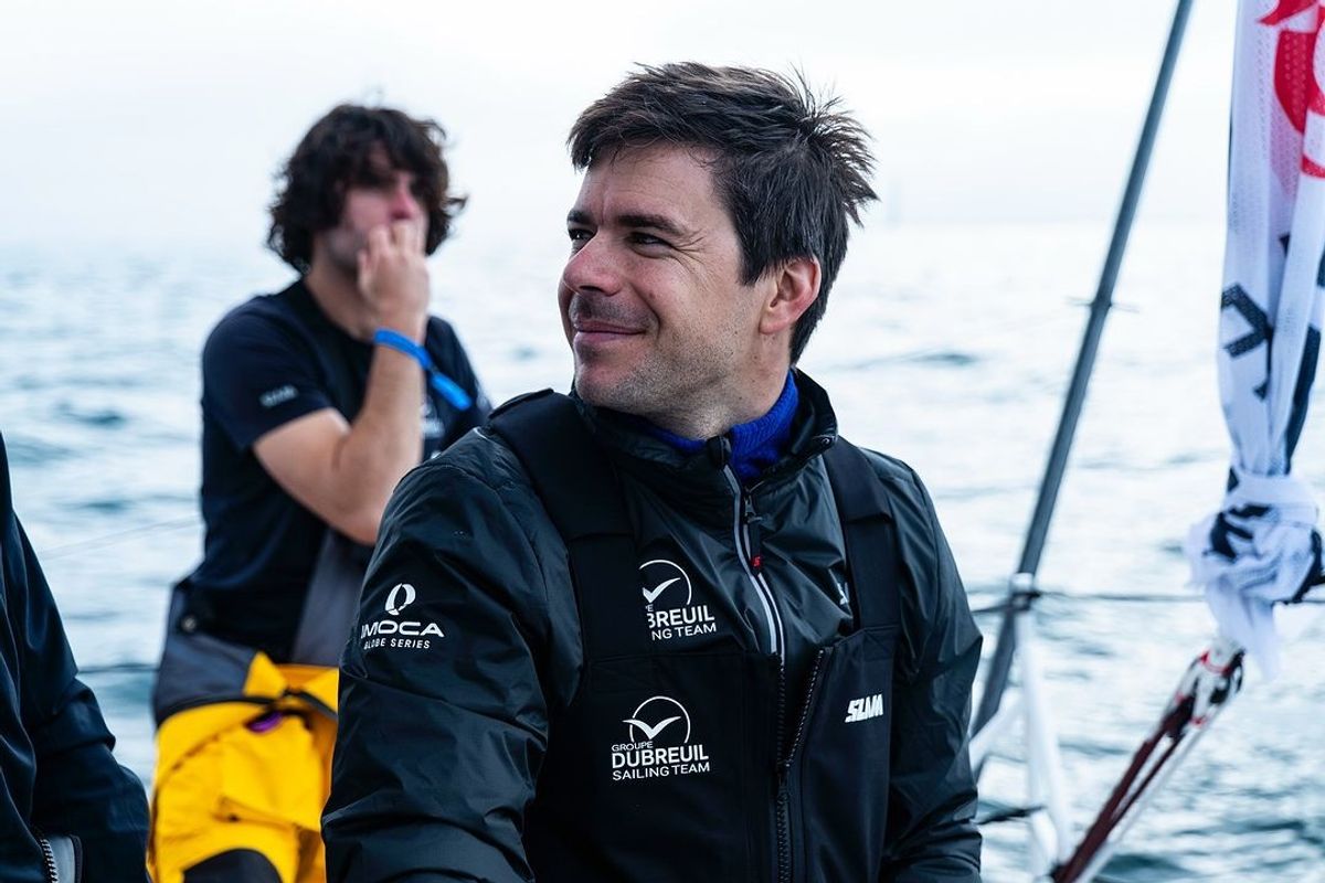 Simon breaks 600-mile mark in Vendee Globe