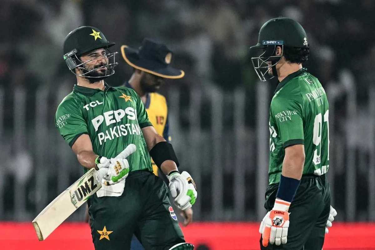 Sahibzada Farhan, Maaz Sadaqat fifties power Pakistan to four-wicket win over Sri Lanka in first T20I
