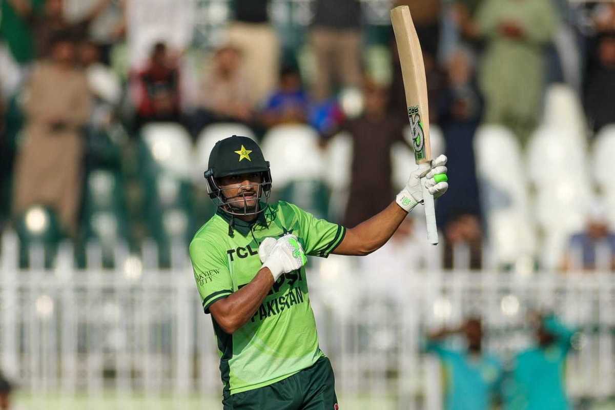 Hasan Nawaz, Arafat Minhas lead Pakistan recovery to set 303-run target for England