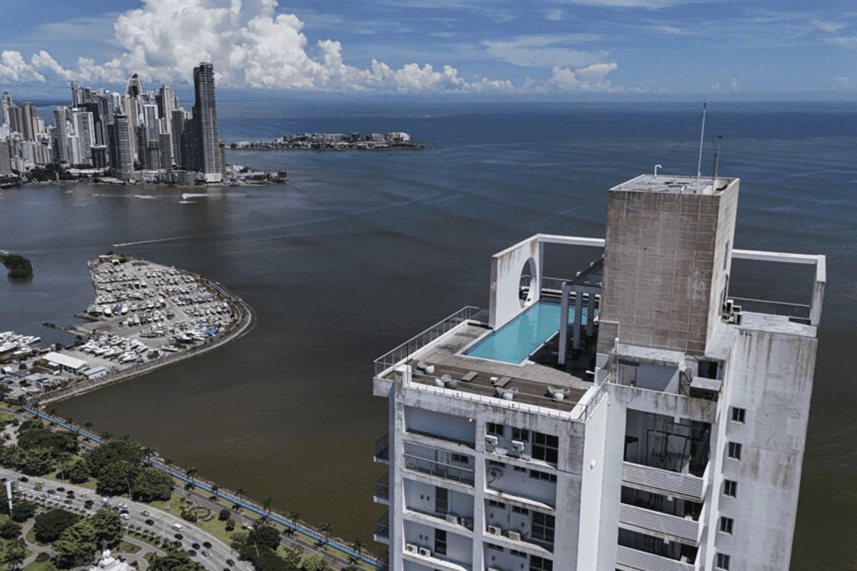 Panama earthquake: 7.7-magnitude quake injures at least 27