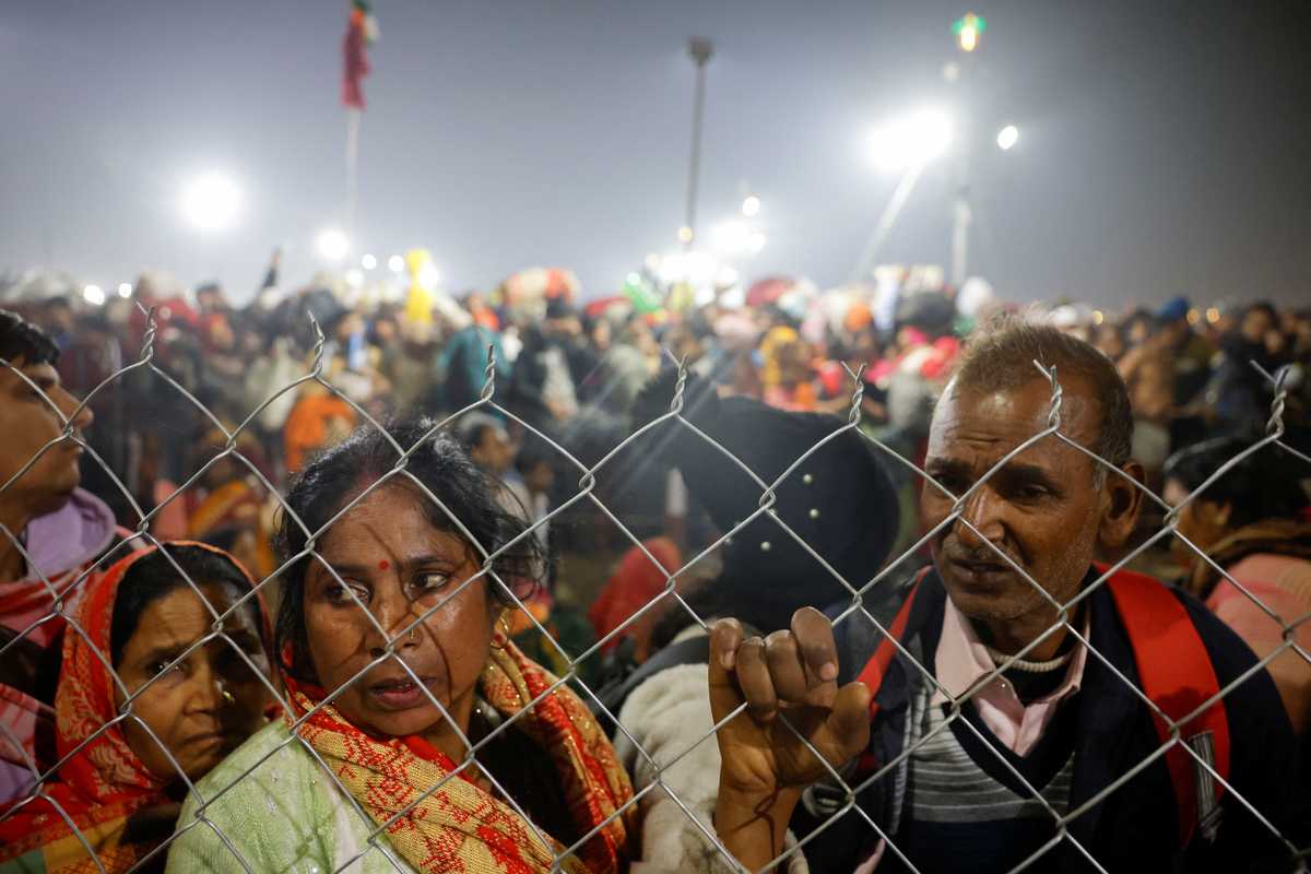 Dozens killed in India's Kumbh festival stampede