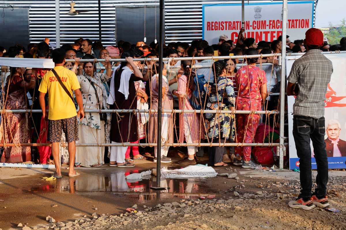 India's Hindu pilgrimage begins in contested Kashmir