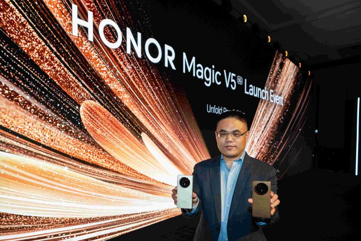 Unfold new possibilities: HONOR launches Magic V5 foldable at Dubai event