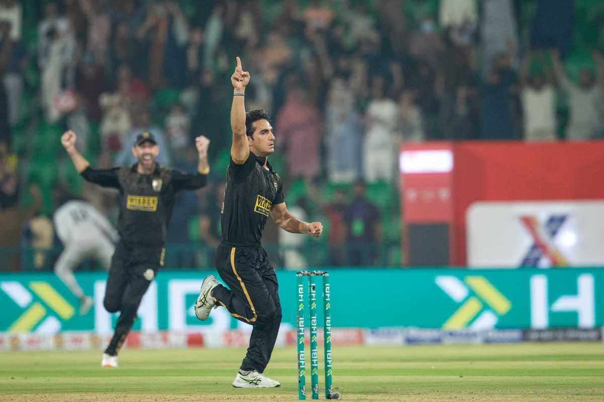 Hunain Shah’s final-over heroics sends Hyderabad into HBL PSL 2026 final