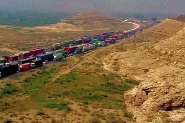 Pakistan's vital highway paralyzed as lawyers protest new irrigation canals