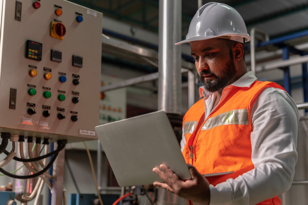 Pakistan regulator approves 3-year electricity subsidy program for industrial, agriculture sectors