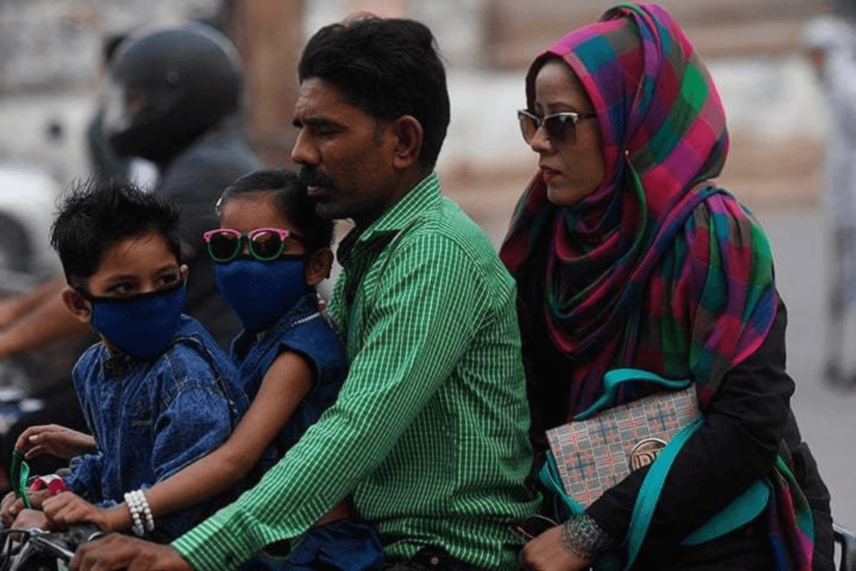 Cheap living but empty pockets: Pakistan’s real economic struggle