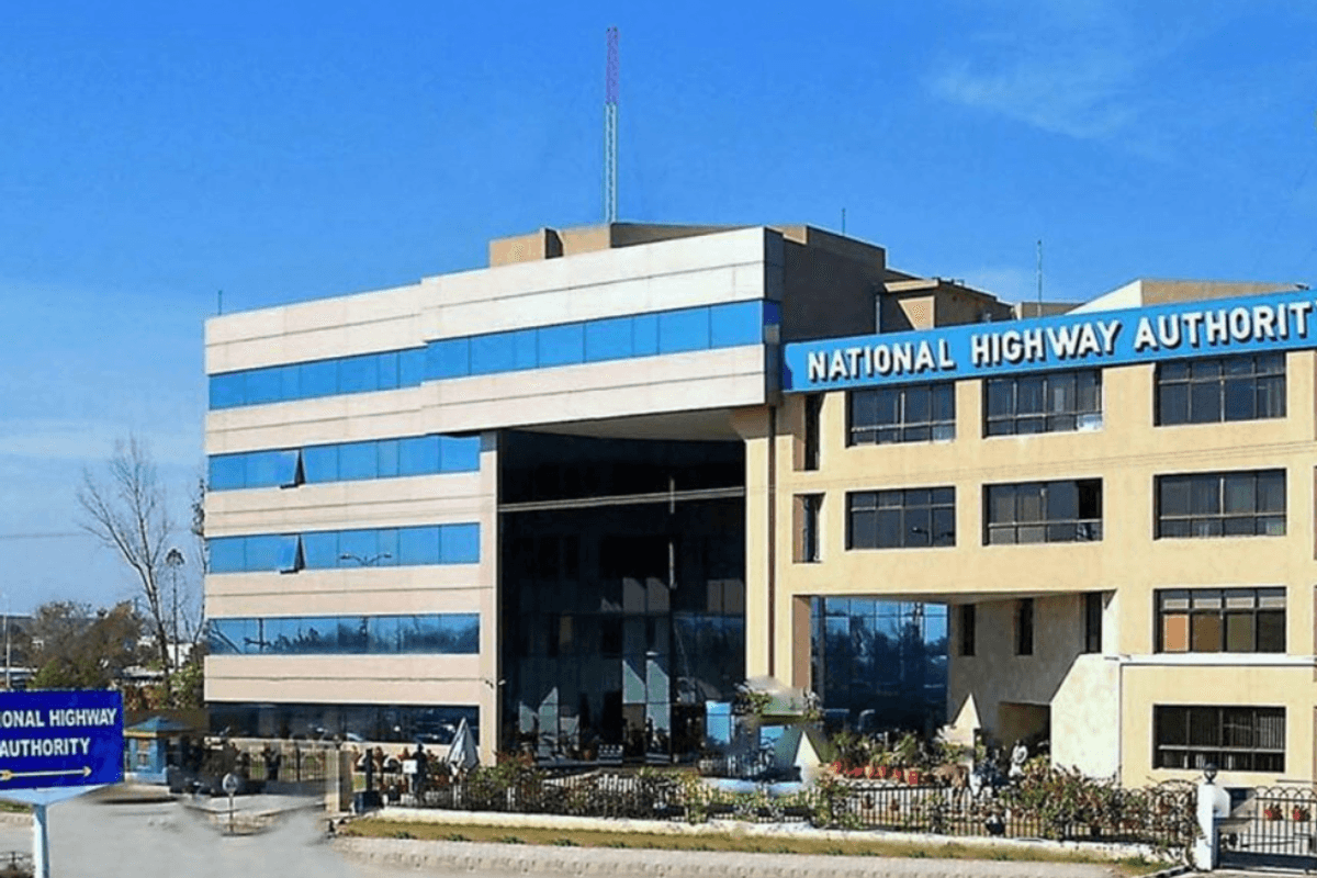 Pakistan state firms post slightly lower losses in FY25