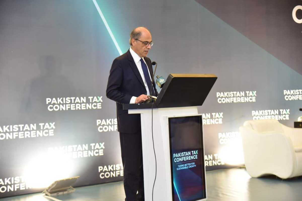 IMF says Pakistan must turn stabilization into durable growth through tax reform