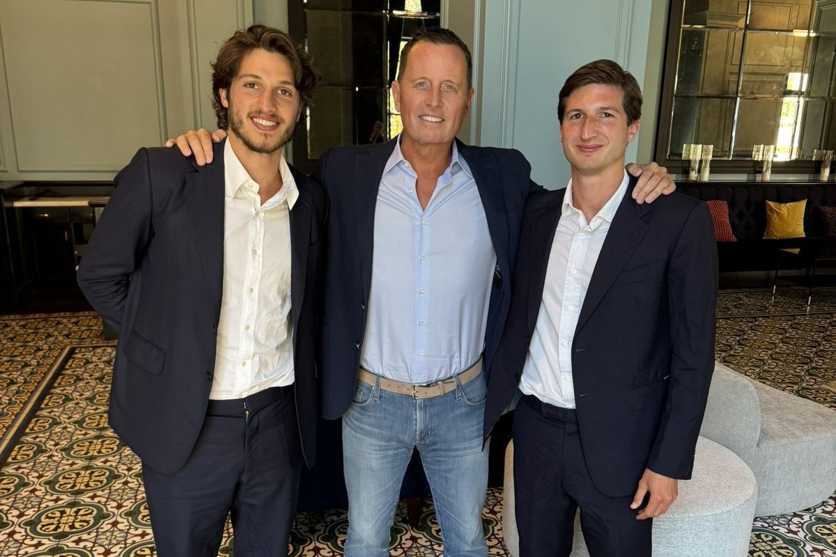 Imran Khan’s sons meet Trump aide in US to rally support for jailed father