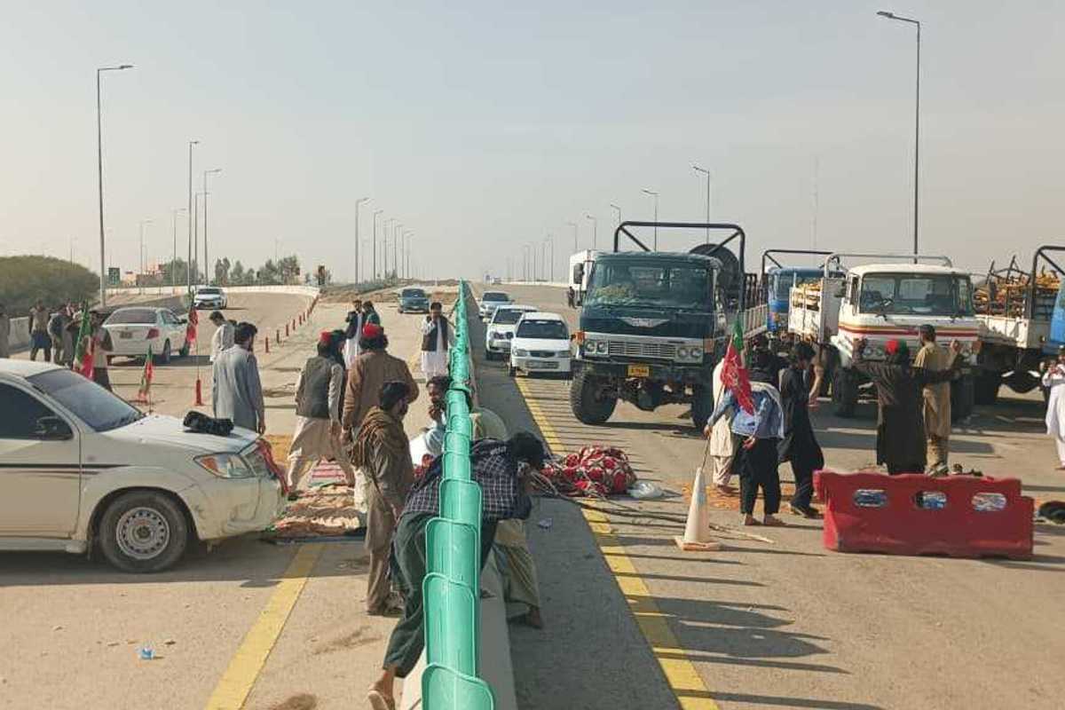 Pakistan highways to northwest blocked as ex-PM Khan’s supporters protest