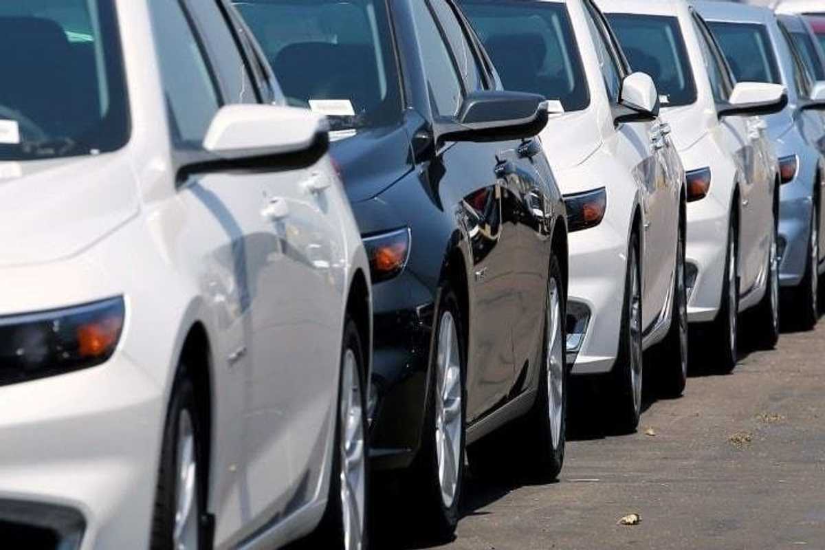 IMF wants tighter rules for car imports by overseas Pakistanis