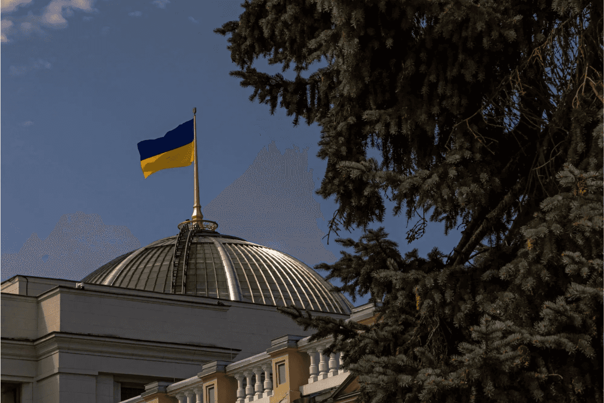 Ukraine parliament cancels session over threat of Russian attack
