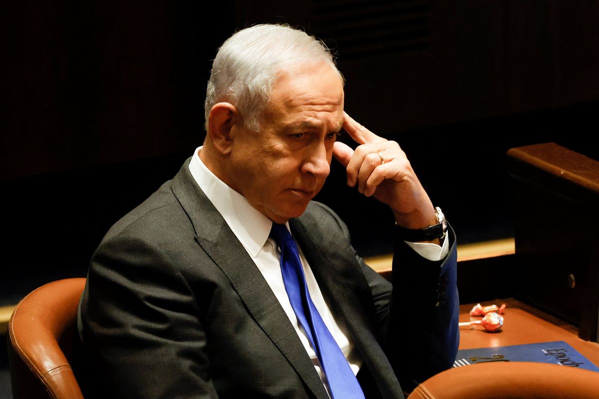Pressure mounts on Netanyahu as opposition moves to dissolve parliament